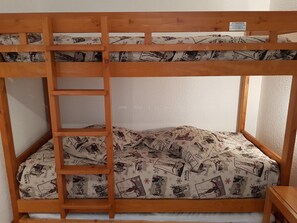 1 bedroom