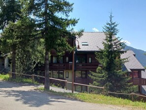 Esterni