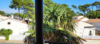 Romslig hus 3 soverom og terrasser i utkanten av havet Phare-området