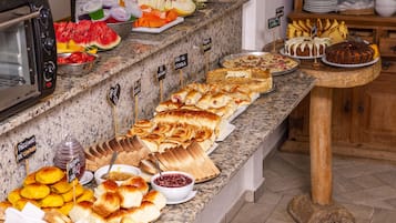 Petit déjeuner buffet compris tous les jours