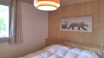 2 bedrooms