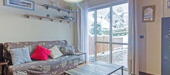 Chalet cosy avec garage et vues, 3 niveaux, 6 pers, proche Luz, animaux admis