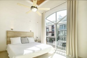 2 bedrooms, iron/ironing board, travel crib, free WiFi