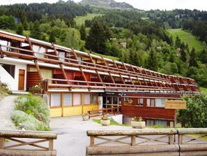 Esterni