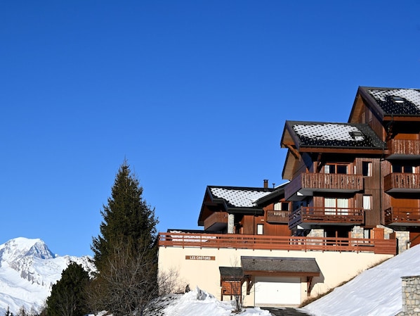 Esterni