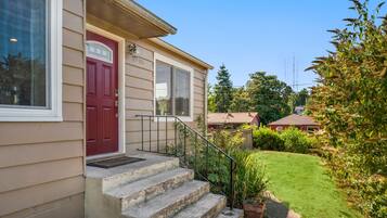 숙박 시설 정면