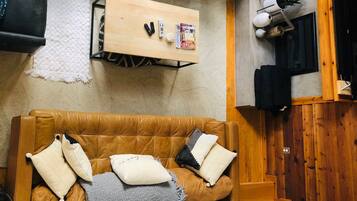 Smart TV, reproductor de DVD y monitor de computadora