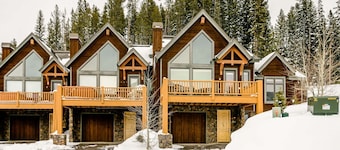 🐾 PET-FRIENDLY | Lakota Antlers 300 | Alpenglow Hot Tub Views | Game Room!