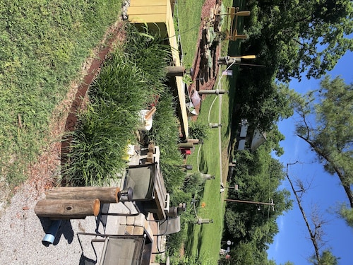 New Rustic Cabin In Historic Downtown Cotter & The White River