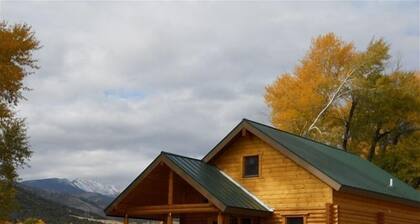 PO Ranch Log Cabin, close to Ski Area, rates subject to change for over 2 people
