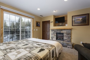 1 多间卧室、熨斗/熨衣板、旅行婴儿床、免费 WiFi