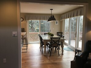 Dining - Relaxing Family Cape Retreat in New Seabury (Mashpee)