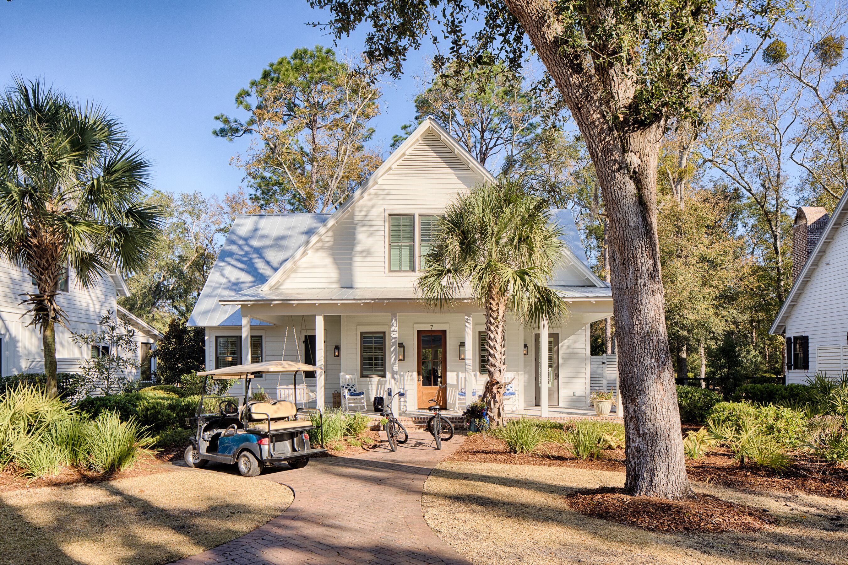 ACCESS TO POOLS AND DINING LOCATIONS -- Newly Renovated Cottage w/Fire Pit