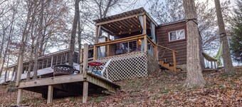 Little Moon Lakefront Cabin with Dock & Firepit