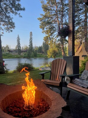 Property grounds - Waterfront Bigfork/Glacier Park Luxury Ultimate Tranquility (Bigfork)