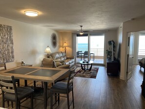 Smart TV, DVD player, stereo