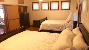 1 habitación, tabla de planchar con plancha, wifi y ropa de cama