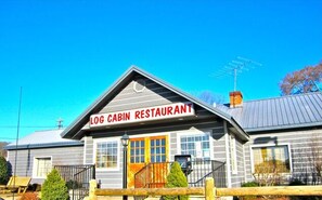Exterior - Cabin # 2, Kentucky Lake, Bass Fishing, Camden, Tn, (Nashville 1, Memphis 1.5) (Camden)
