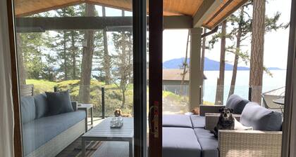 Escondite relajado justo al lado de Doe Bay Resort en la Isla Orcas de Washington
