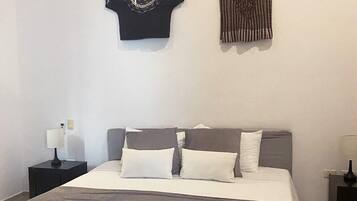 2 bedrooms, in-room safe, iron/ironing board, travel crib