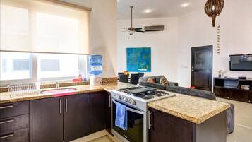 Fridge, microwave, oven, stovetop