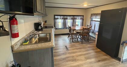 Pymatuning järvi, kävelymatkan päässä järveltä, venesatamasta ja laukaisusta. Tule ja rentoudu.