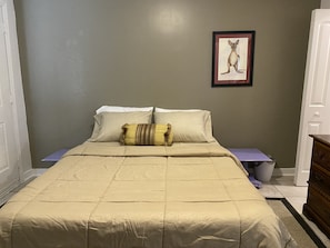1 chambre, fer et planche à repasser, Wi-Fi gratuit, draps fournis