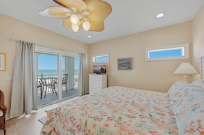 3 bedrooms, internet - GORGEOUS BEACH VIEWS, 3 BEDROOM POOL HOME ON ANNA MARIA ISLAND (BRADENTON BEACH)