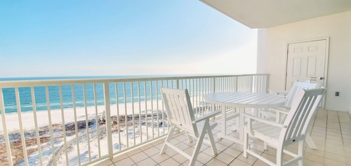 Beach Club C1103 King/Qn WIFI Direct Gulf & Beach View Sleeps 4