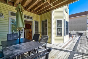 Outdoor dining - Seven Palms (Murrells Inlet)