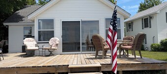 Diamond Lake Island Cabin  
