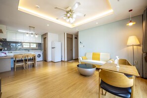 99sqm, Type A, 1st Floor (base occupancy 3, pay onsite 20000 KRW per extra person) | 1 bedroom, premium bedding, blackout drapes, free WiFi