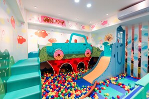 Children’s play area – indoor - Jiutiandou Parent-Child House (Tainan)