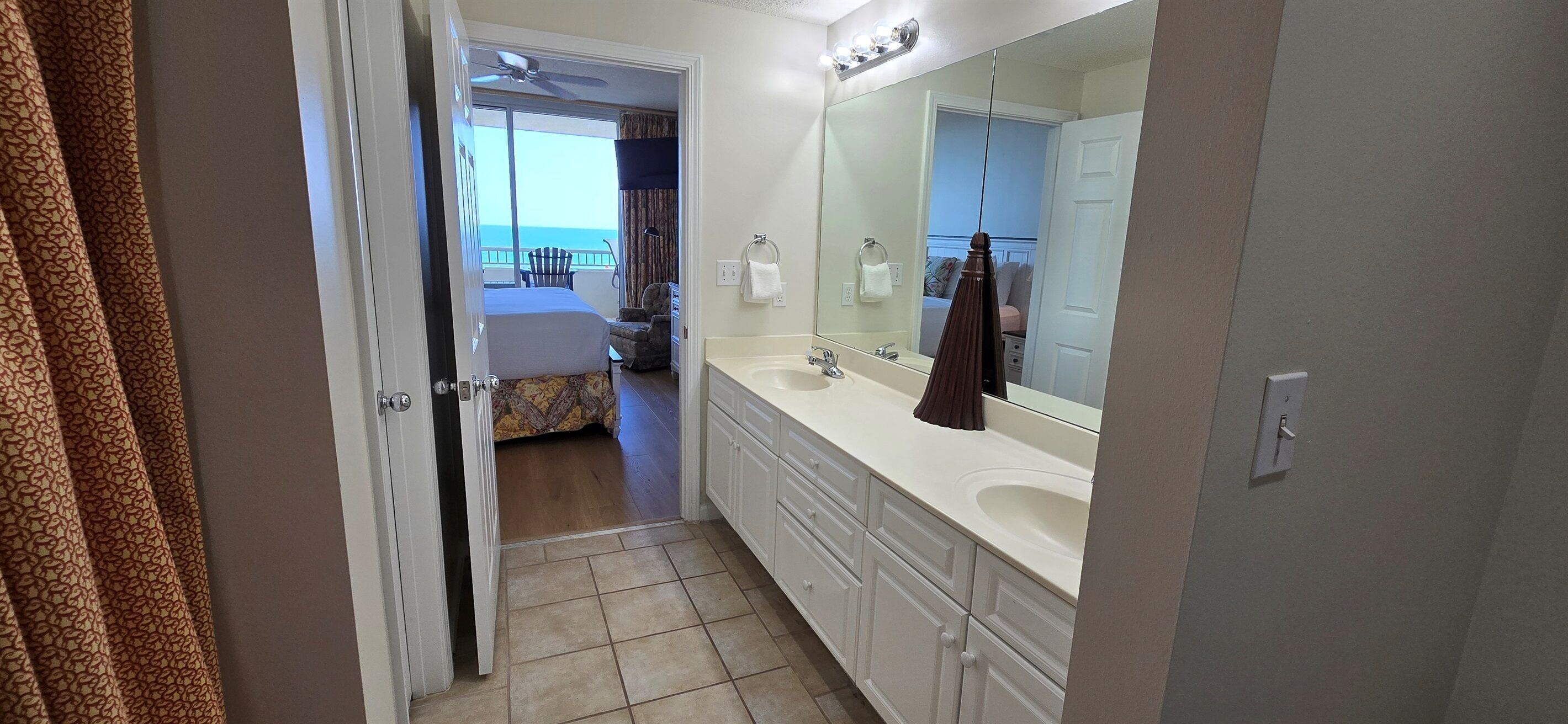 3 habitaciones, tabla de planchar con plancha y wifi gratis 