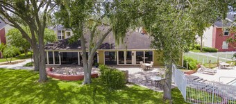 Lake Front - Corner Unit - 2 Bedroom 2 Bath