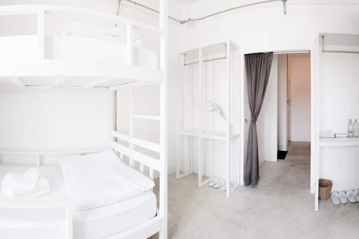 Bunk Bed Room | Tempat tidur lipat/tambahan dan Wi-Fi gratis
