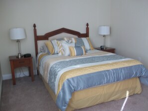 1 bedroom, iron/ironing board, WiFi, bed sheets - 1st Flr Condo Steps from Beach. Near  Keesler & Casinos (Biloxi)