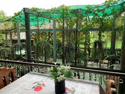 Cast Away  Homestay