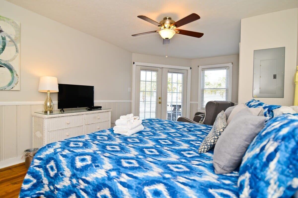 4 dormitorios, tabla de planchar con plancha, wifi y ropa de cama