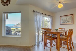 تناول الطعام