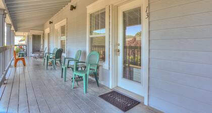 13 Lodge - Beautiful Condo, River Views, Steps to Downtown, Heart of Hood River