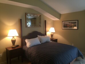 1 makuuhuone, silitysrauta/-lauta, internet, vuodevaatteet