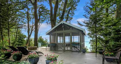 LUXURY Lakefront Property on Private Beach with Stunning Lake Views and Sunsets