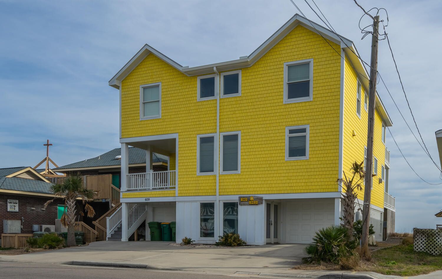 SF609: Big Bird: Gorgeous Oceanfront Home w/ Private Pool, Deck, and Beach Acces