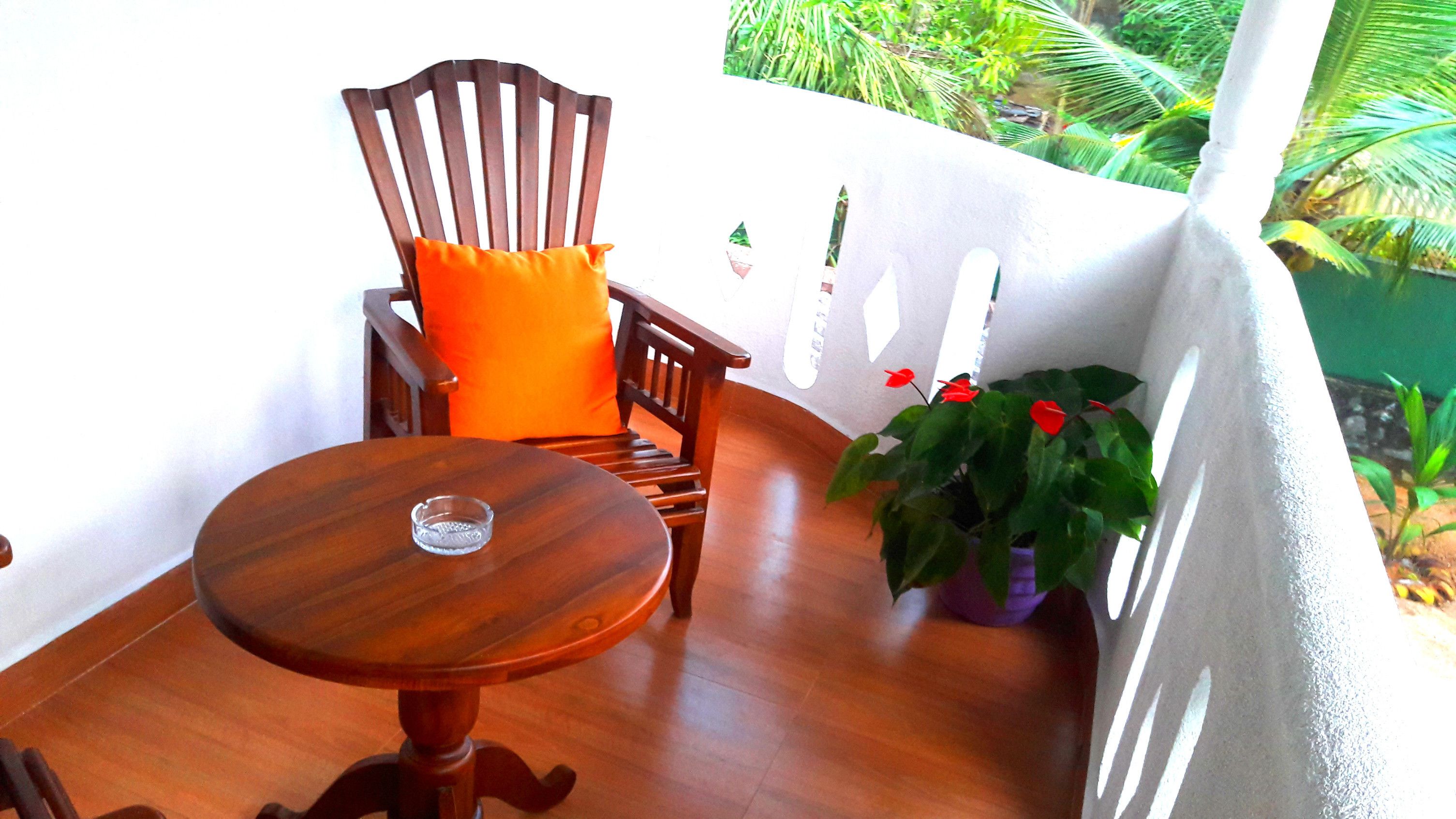 Dobbeltrom – standard, 1 dobbeltseng, delt bad, hageutsikt | Balkong