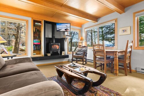 RMR: La Choumine 4 Condo in Teton Village / Steps from the Mountain!