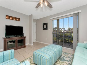 Smart TV, DVD player