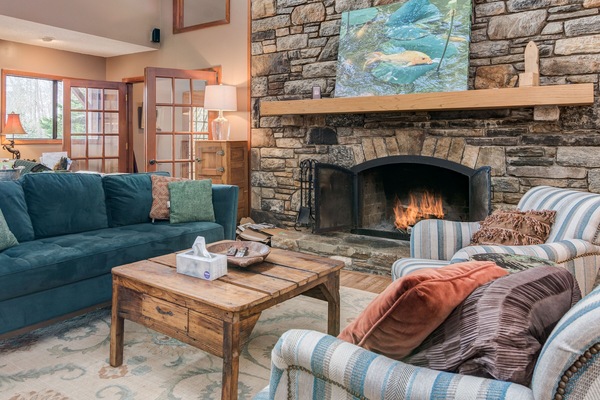 Smart-TV, Kamin, DVD-Player, Tischfußball