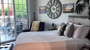 Desk, iron/ironing board, free WiFi, bed sheets