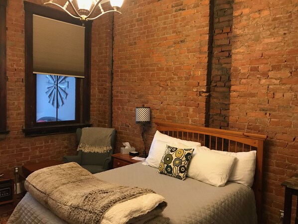 1 chambre, fer et planche à repasser, lit parapluie, Wi-Fi gratuit